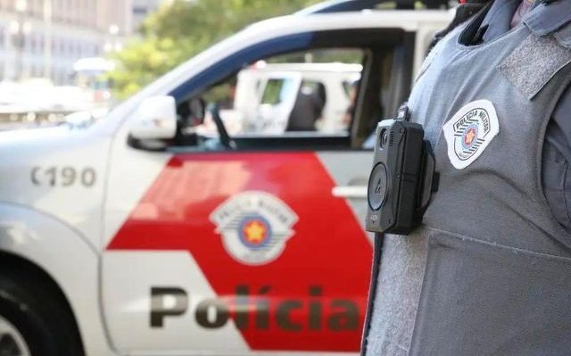 Tr&ecirc;s crian&ccedil;as s&atilde;o mortas a golpes de marreta ao defenderem a m&atilde;e em Jaboticabal SP