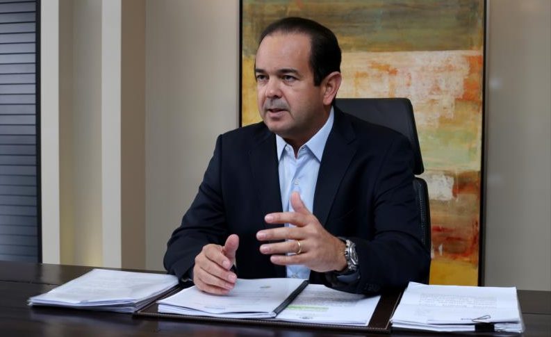 FIETO participa de encontro com presidenci&aacute;veis para discutir futuro da ind&uacute;stria brasileira