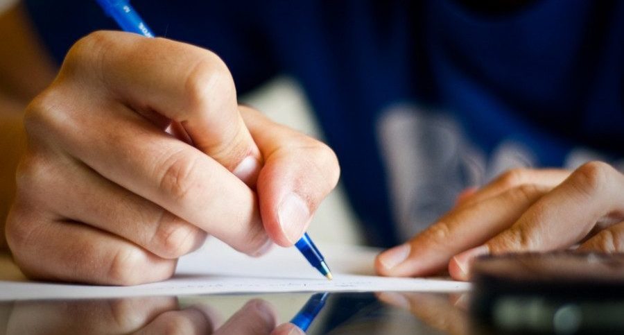 Concursos e sele&ccedil;&otilde;es re&uacute;nem 370 vagas com sal&aacute;rios de at&eacute; R$ 13,7 mil; veja onde se inscrever