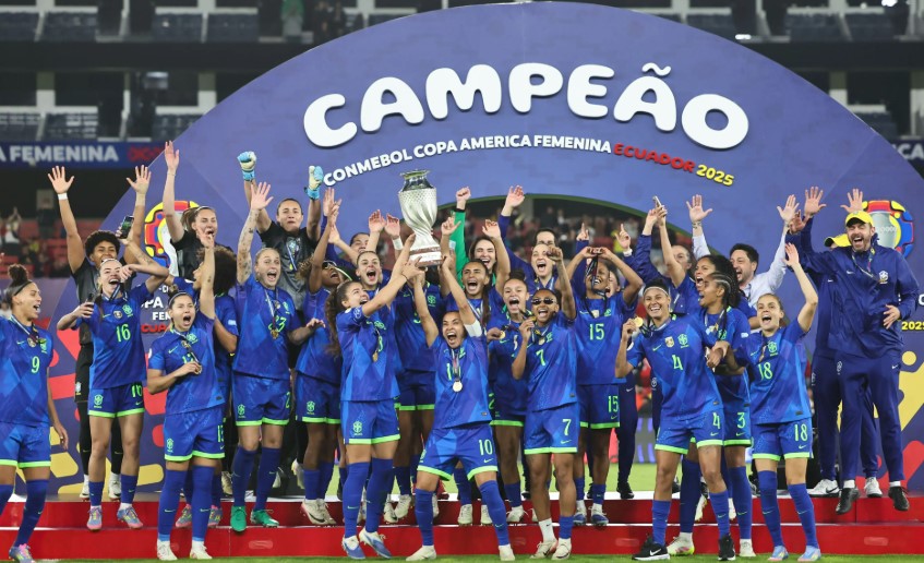 Sele&ccedil;&atilde;o Brasileira &eacute; campe&atilde; da Copa Am&eacute;rica Feminina ao vencer Col&ocirc;mbia