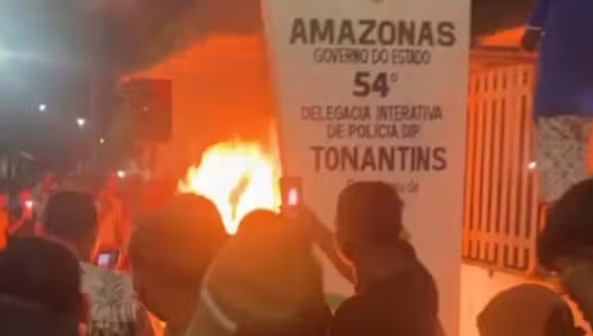 Homem mata esposa, fere filha e &eacute; linchado por popula&ccedil;&atilde;o em Tonantins (AM)