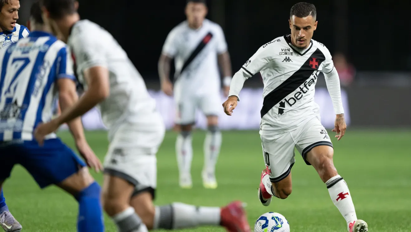 Vasco vence CSA com autoridade e avan&ccedil;a &agrave;s quartas da Copa do Brasil