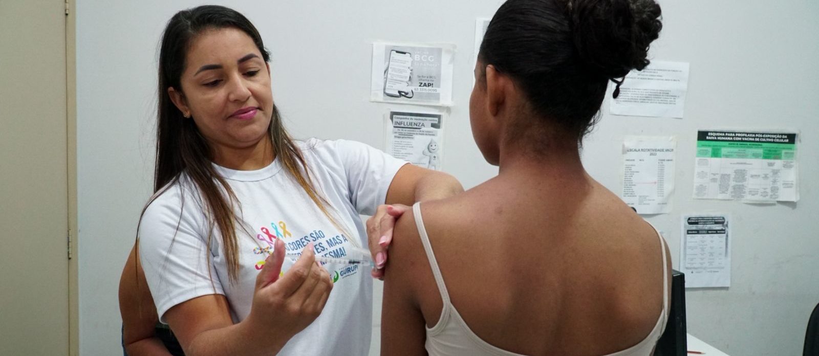 Mais de 2 mil pessoas compareceram &agrave;s salas de vacina durante o dia D em Gurupi