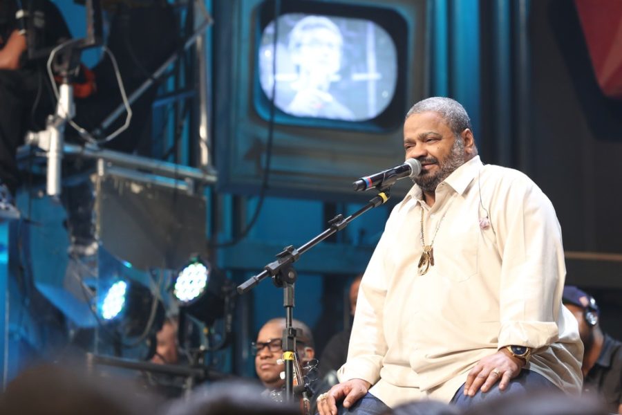Arlindo Cruz &eacute; sepultado no Rio sob homenagens de familiares, amigos e artistas
