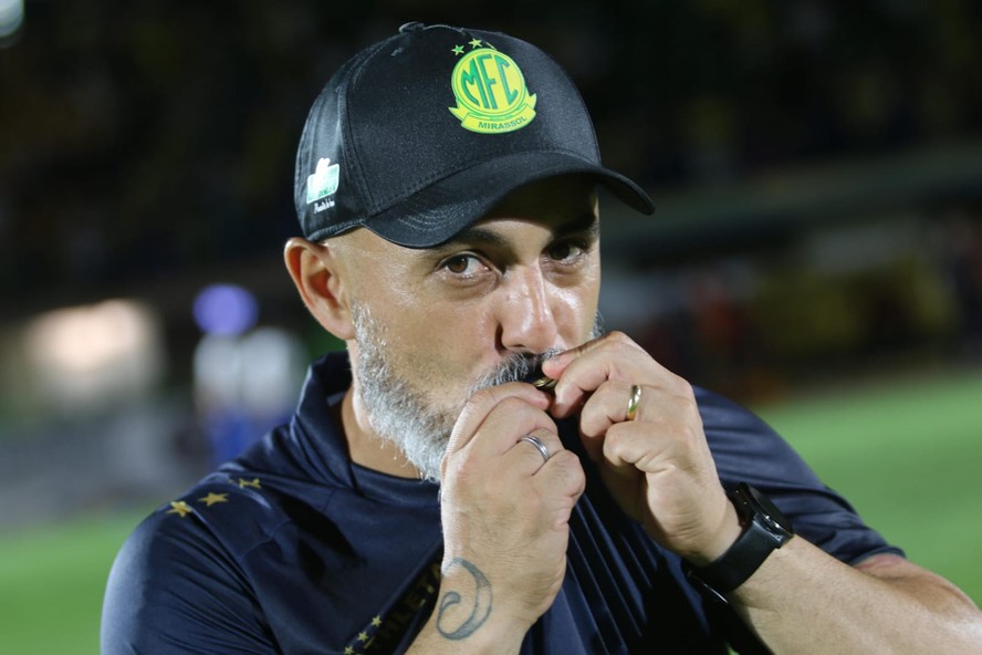 Denilson elege Rafael Guanaes, do Mirassol, como melhor t&eacute;cnico do campeonato at&eacute; agora