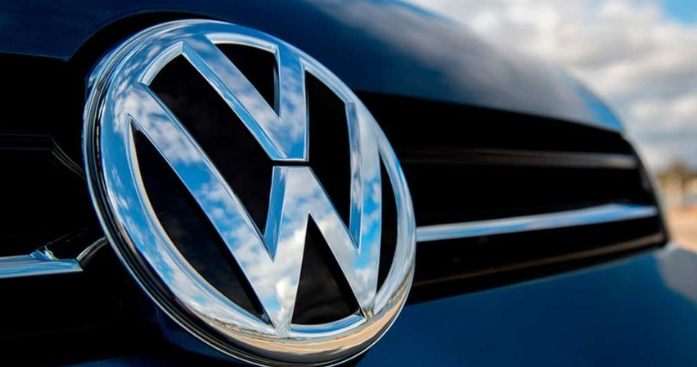 Volkswagen anuncia fechamento de quatro f&aacute;bricas e demiss&atilde;o de 100 mil funcion&aacute;rios em meio &agrave; crise