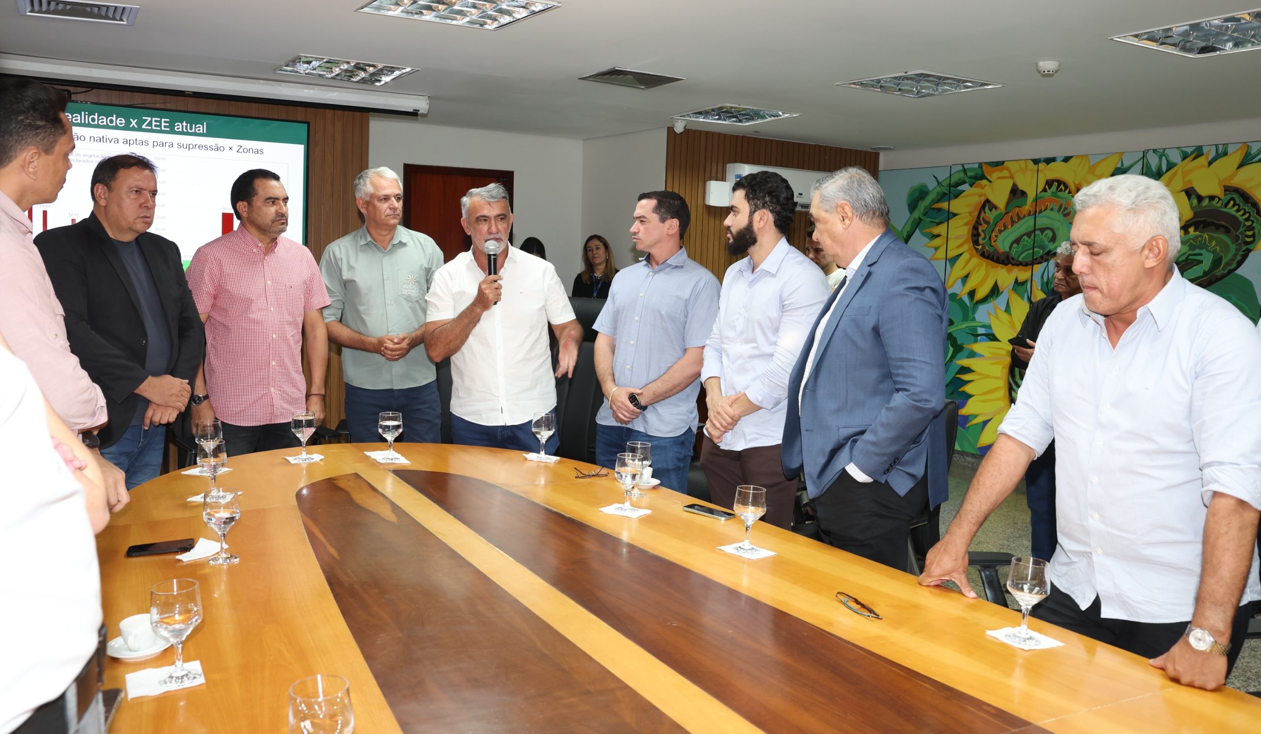 &ldquo;Todos precisam fazer parte desta constru&ccedil;&atilde;o&rdquo;, diz Am&eacute;lio sobre revis&atilde;o do PL do Zoneamento Ecol&oacute;gico