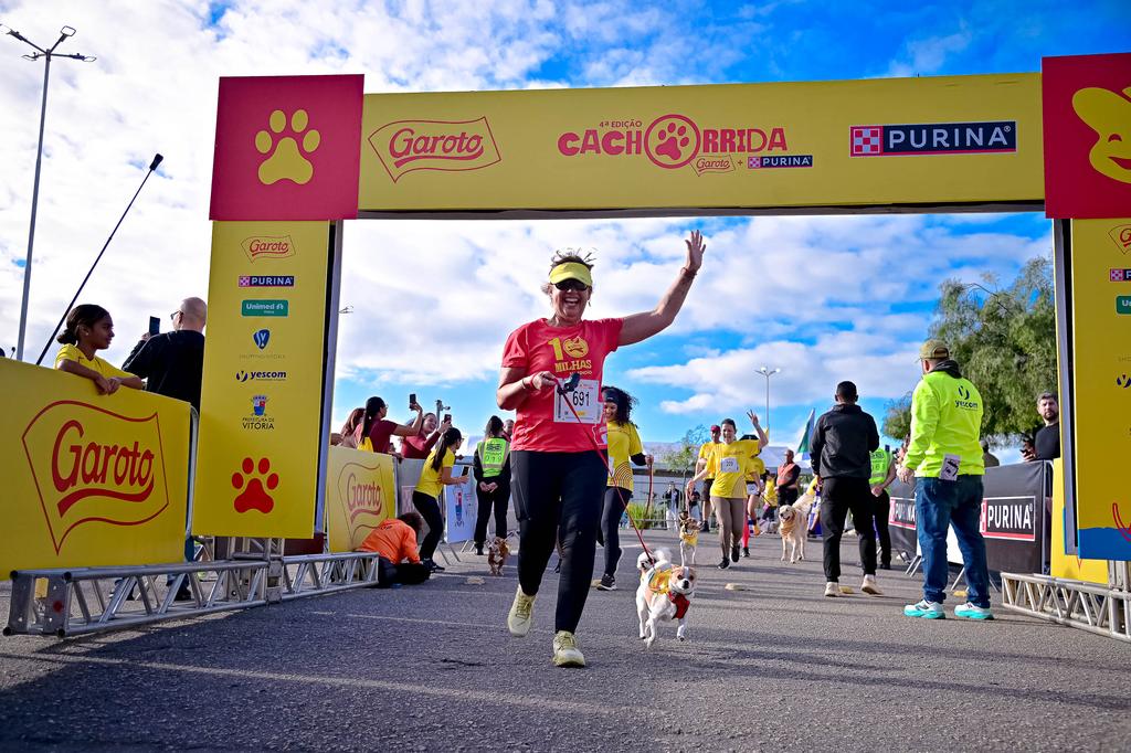 Cachorrida e Garotada em alta completam a festa da 34&ordf; edi&ccedil;&atilde;o das Dez Milhas Garoto no Esp&iacute;rito Santo