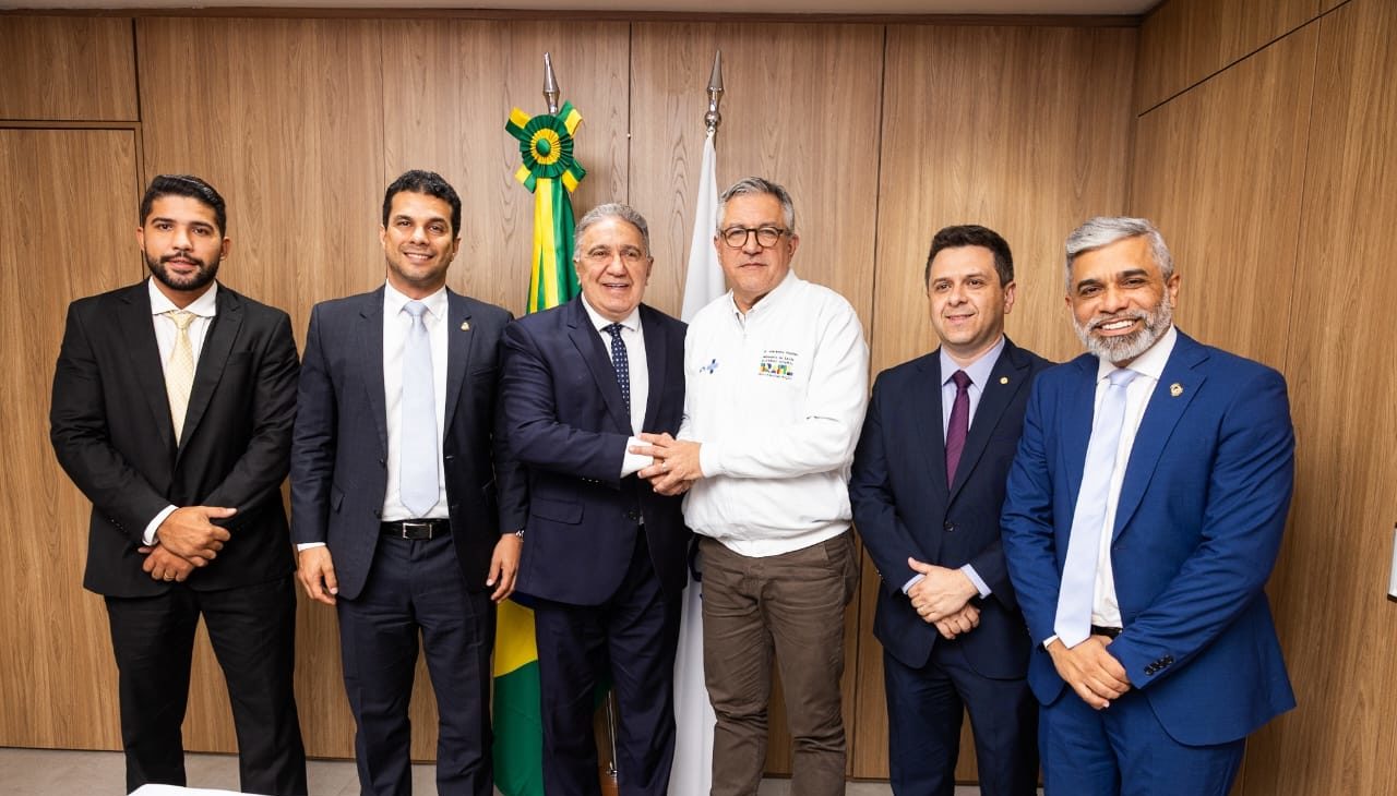 Tiago Dimas acompanha governador em visitas a Alckmin, Alcolumbre e mais cinco minist&eacute;rios