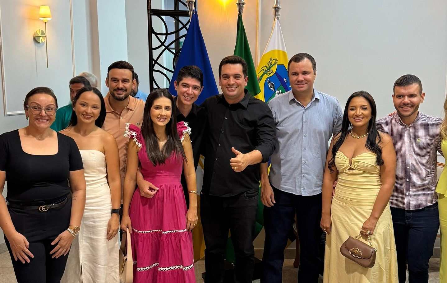 Deputado Gutierrez Torquarto participa da abertura da Feneva Agro Tech 2025