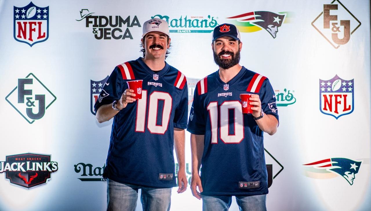 Fiduma e Jeca levam experi&ecirc;ncia &uacute;nica da NFL para dentro do pr&oacute;prio est&uacute;dio