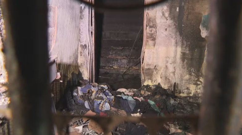 Crian&ccedil;as resgatadas de inc&ecirc;ndio em casa em Ceil&acirc;ndia (DF)