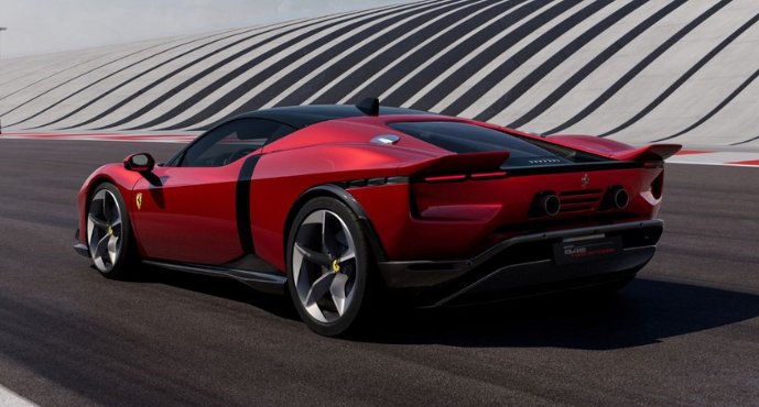 Ferrari lan&ccedil;a 849 Testarossa, novo h&iacute;brido plug-in de 1.050 cv