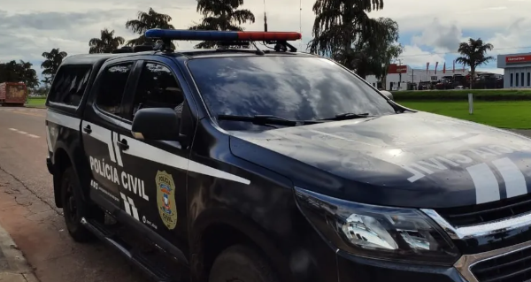 Homem &eacute; morto a facadas e suspeito, ex-namorado da companheira da v&iacute;tima, foge em Sinop MT