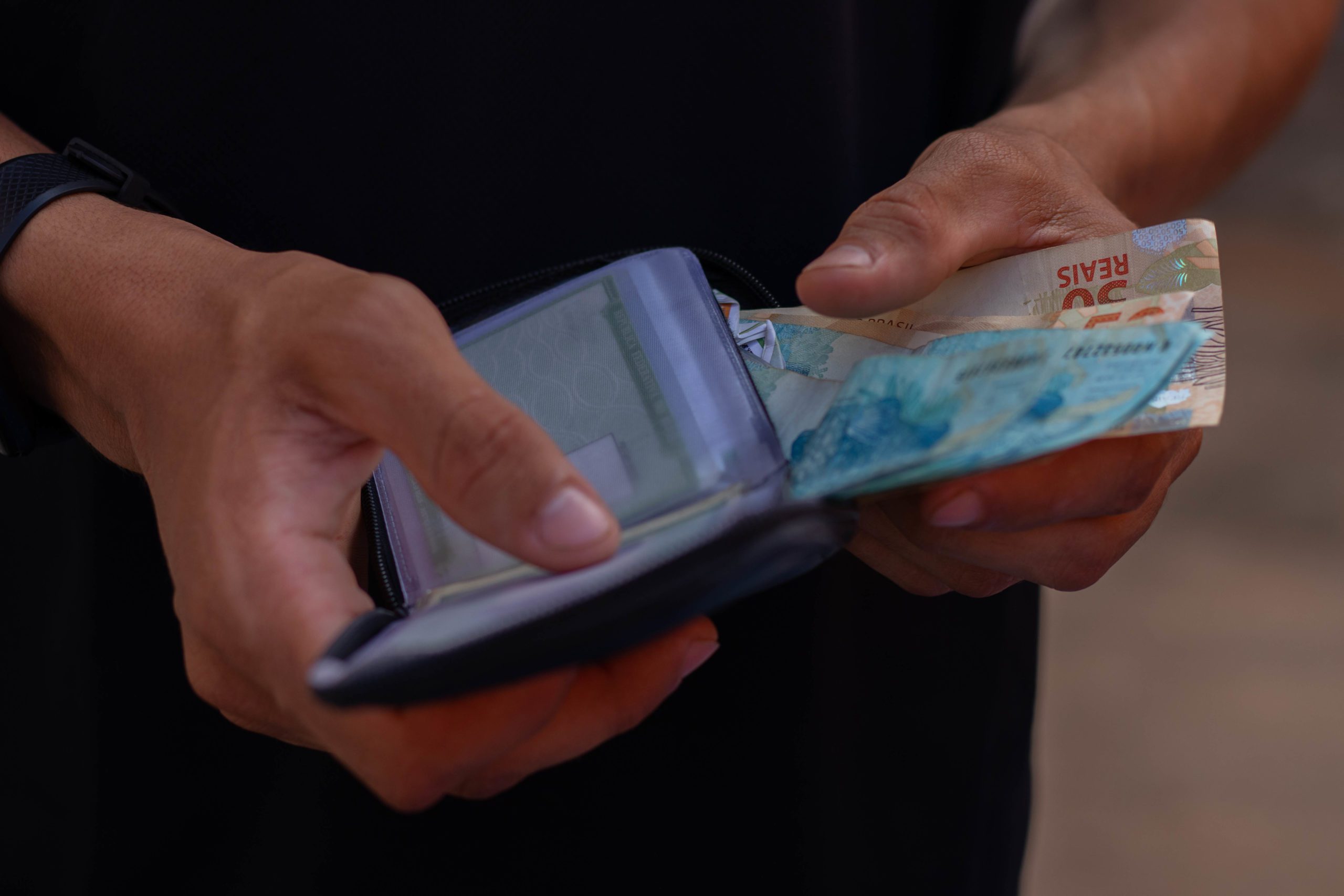 Mais impostos contra os brasileiros? Entenda o que a reforma tribut&aacute;ria pode gerar para voc&ecirc;!