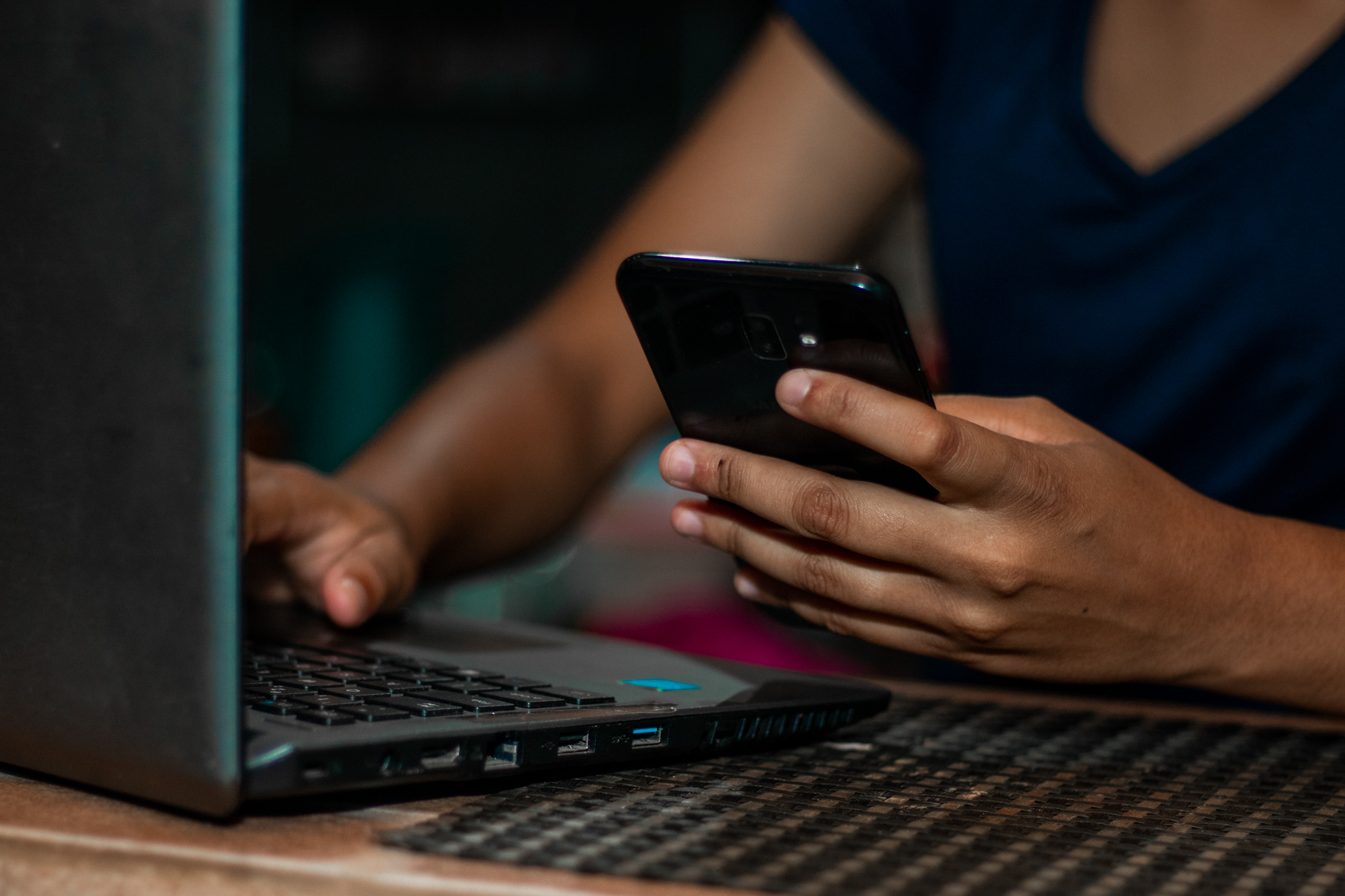Trabalhar de casa promove bem-estar; ser&aacute; mesmo? Confira o dilema dos trabalhadores remotos