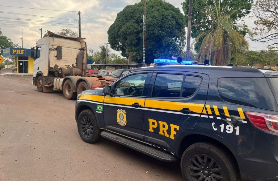 PRF apreende caminh&atilde;o adulterado em Guara&iacute; TO