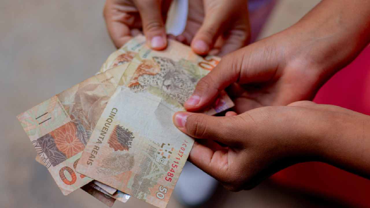 Fam&iacute;lias est&atilde;o saindo da pobreza gra&ccedil;as a essa medida do governo