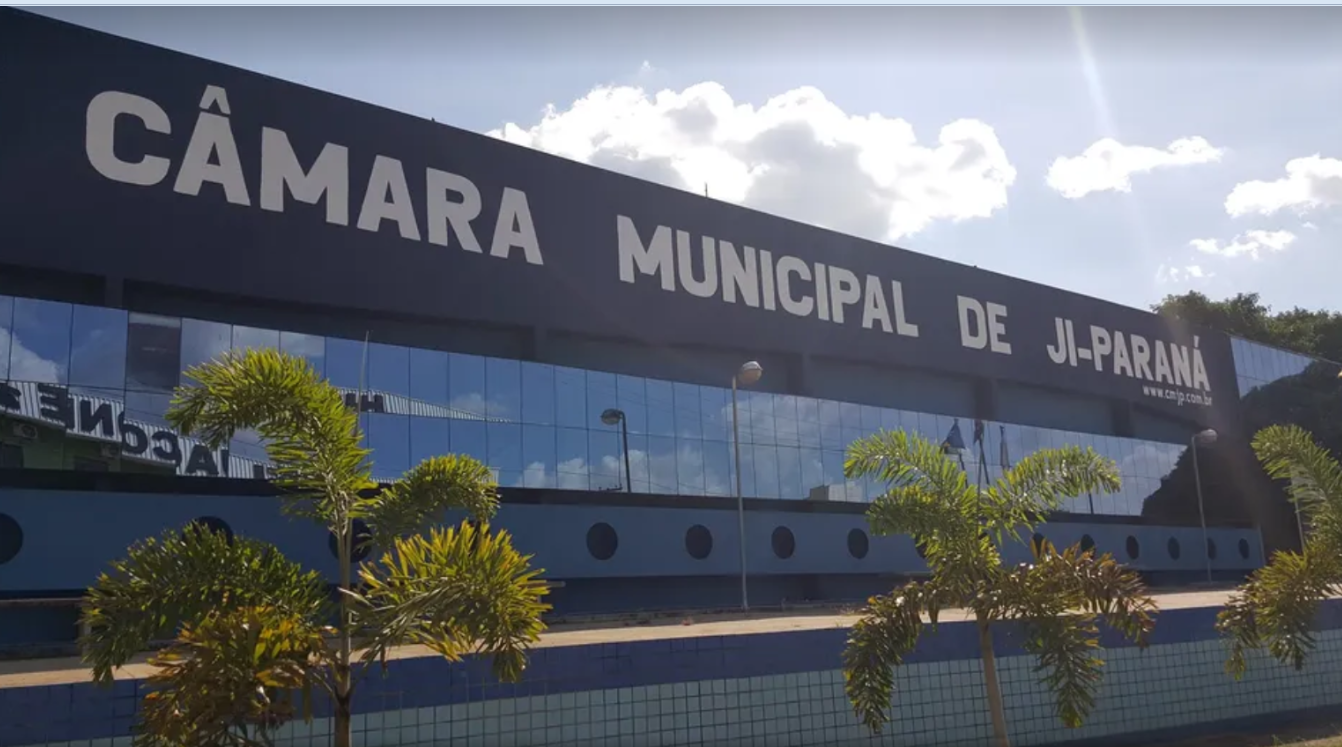 Vereador de Ji-Paran&aacute; pede afastamento ap&oacute;s ser flagrado se masturbando em via p&uacute;blica