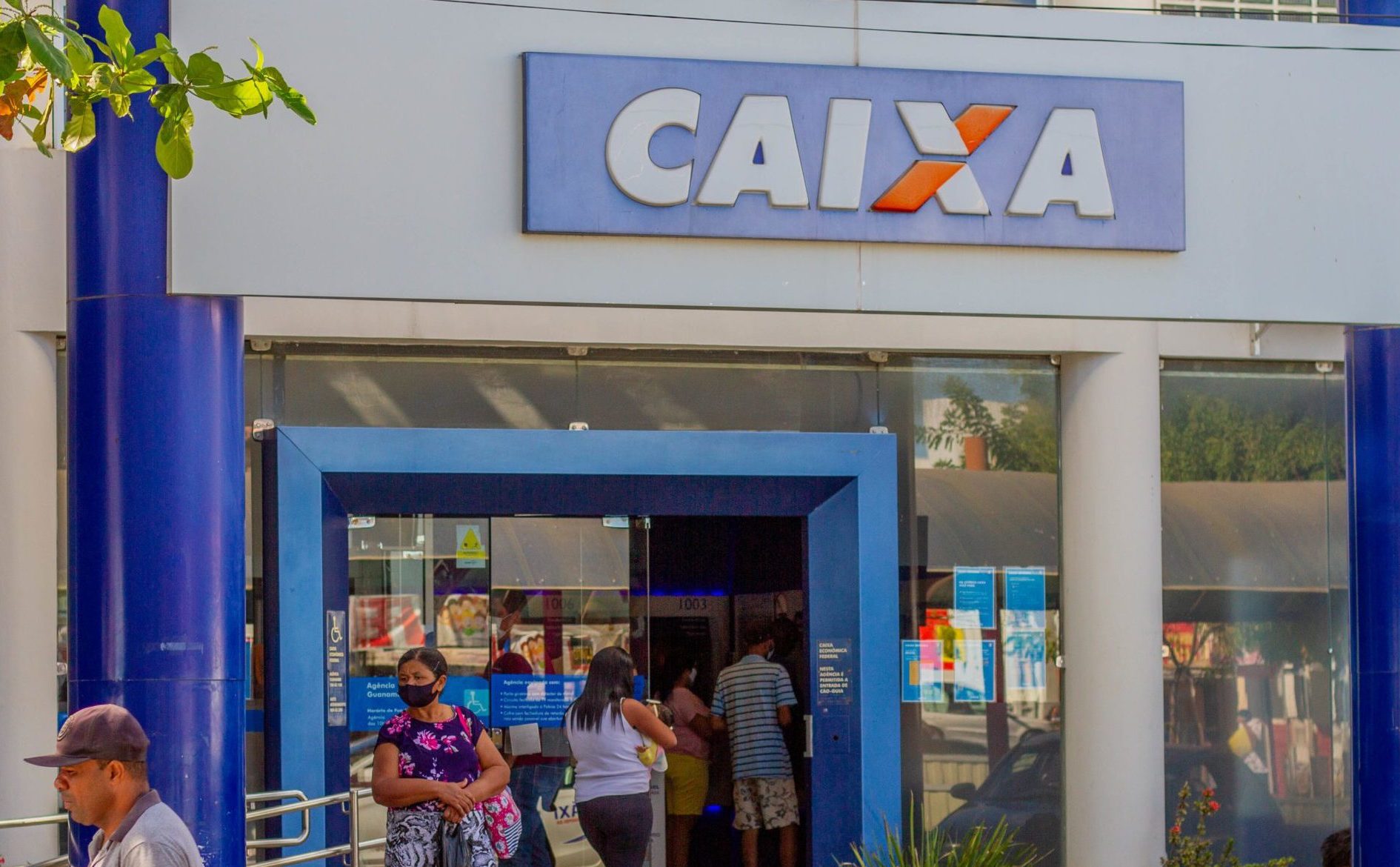 Mudan&ccedil;a nas regras pode tirar abono salarial de 4,5 milh&otilde;es de trabalhadores at&eacute; 2030