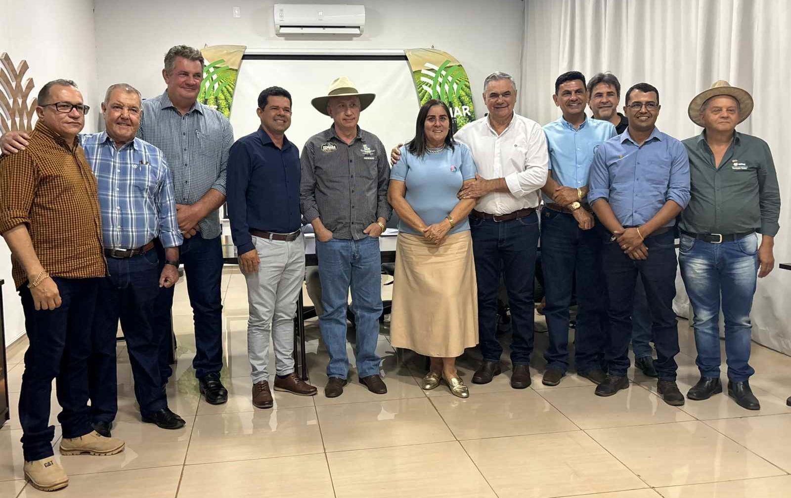 Paulo Carneiro &eacute; reeleito presidente da FAET por unanimidade