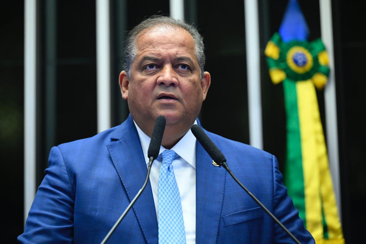 Projeto do senador Eduardo Gomes que destina produtos apreendidos para ajuda humanit&aacute;ria avan&ccedil;a no Senado