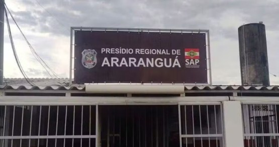 Detento do Pres&iacute;dio Regional de Ararangu&aacute; &eacute; diagnosticado com meningite bacteriana; caso &eacute; considerado isolado