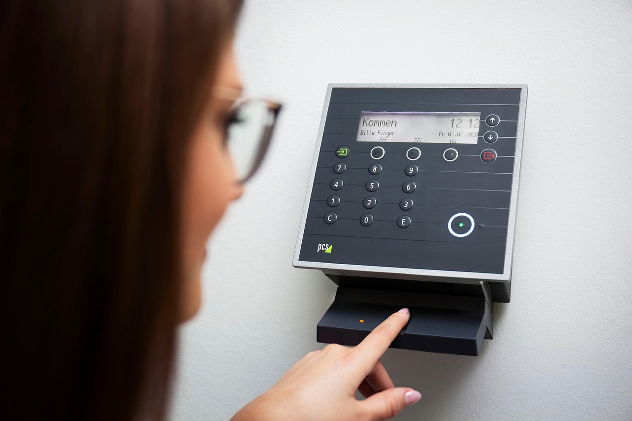 Recebe Bolsa Fam&iacute;lia ou BPC? Uma nova regra de biometria vai te afetar