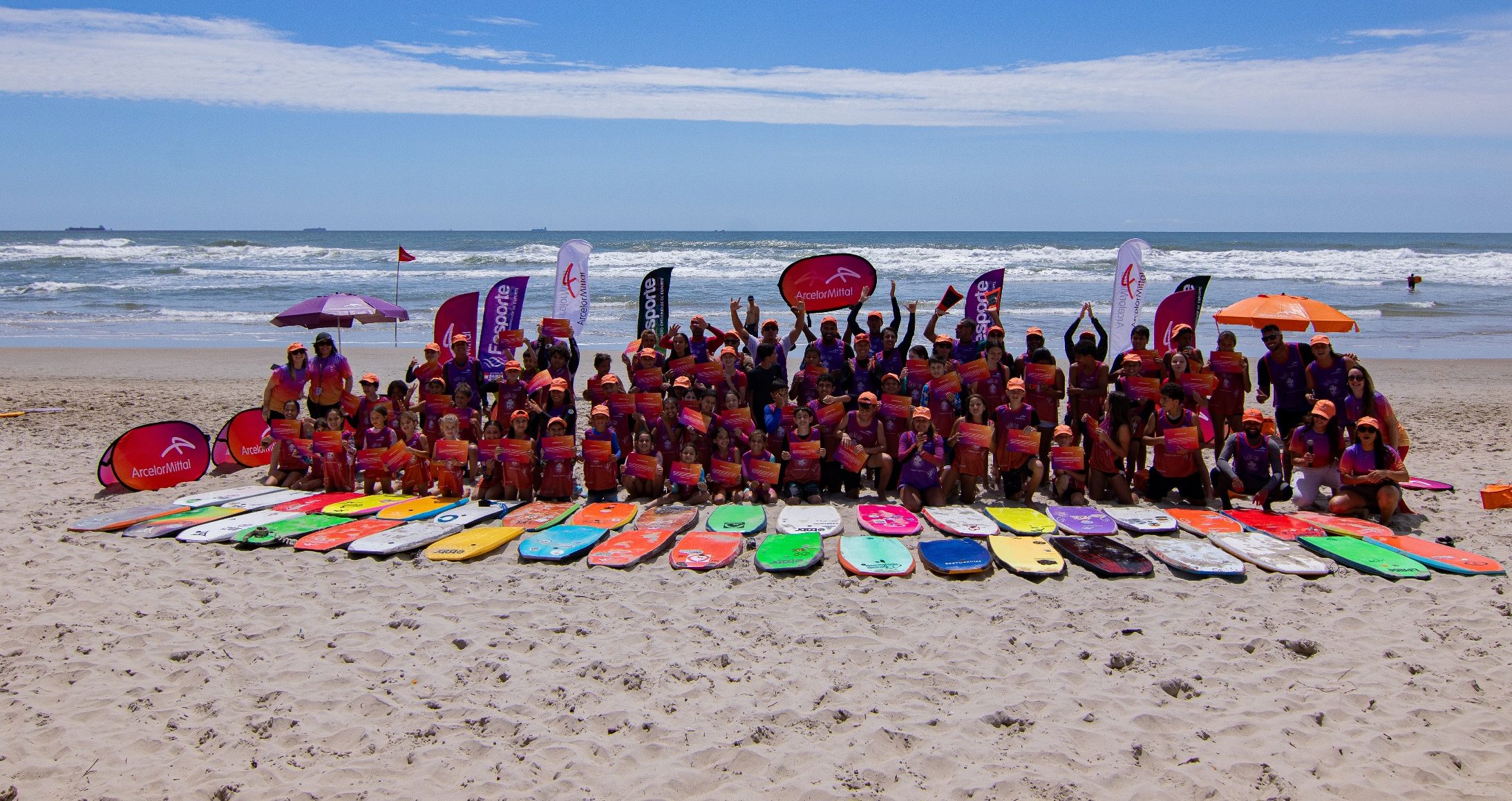 Neymara e Luna voltam ao mar no &uacute;ltimo dia do Circuito Catarinense de Bodyboarding