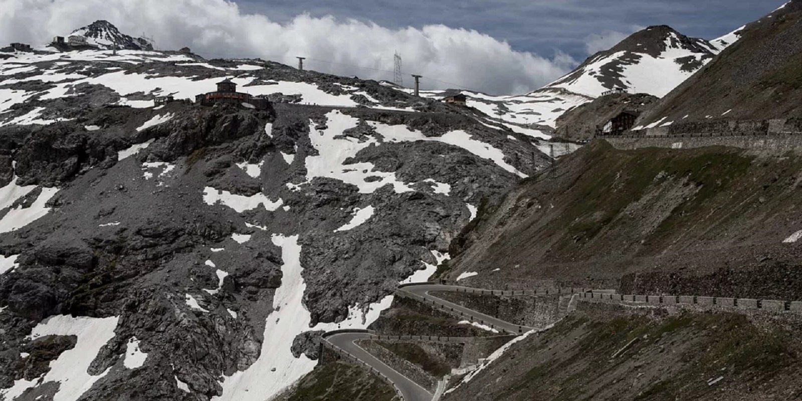 Avalanche nos Alpes italianos mata cinco turistas alem&atilde;es