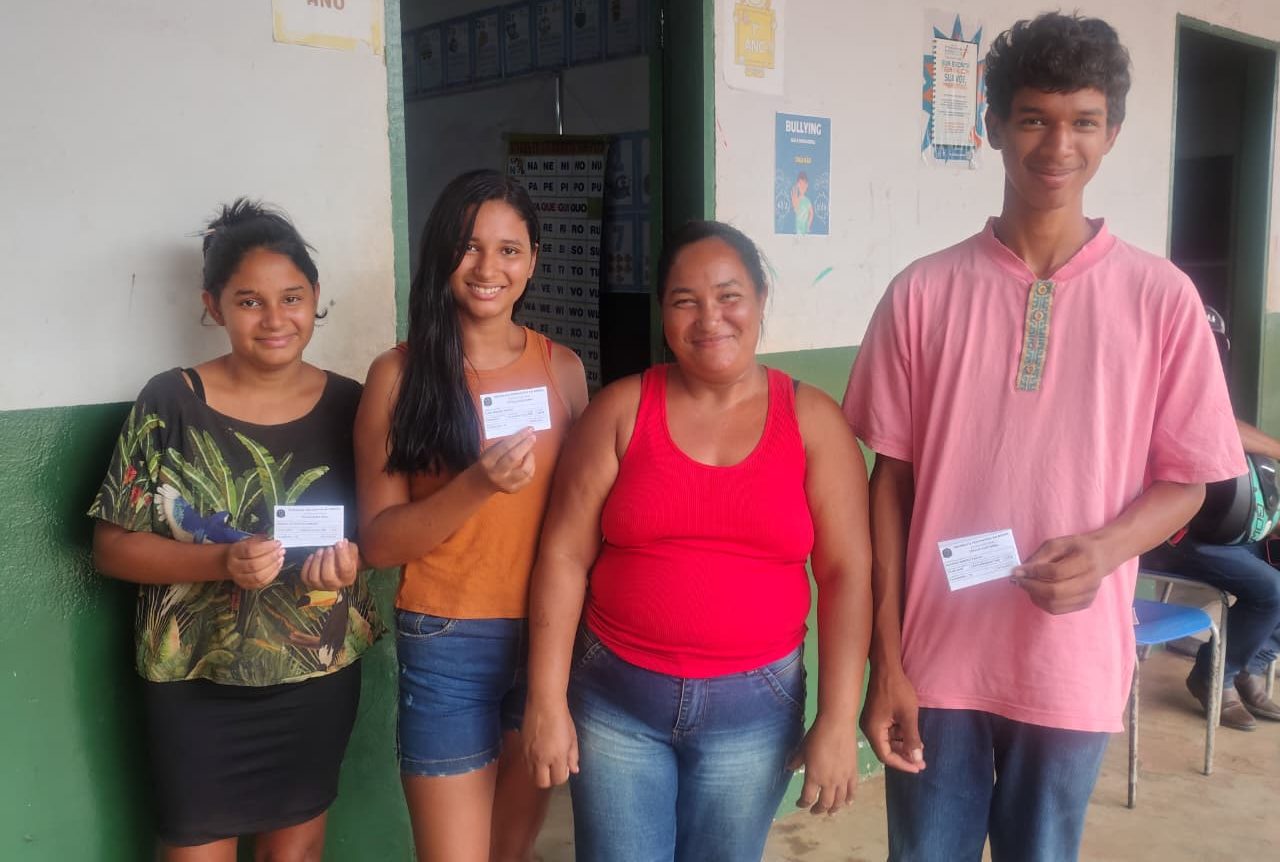 Promovendo cidadania, 8&ordf; ZE presta servi&ccedil;os eleitorais para os moradores do Povoado Biel&acirc;ndia