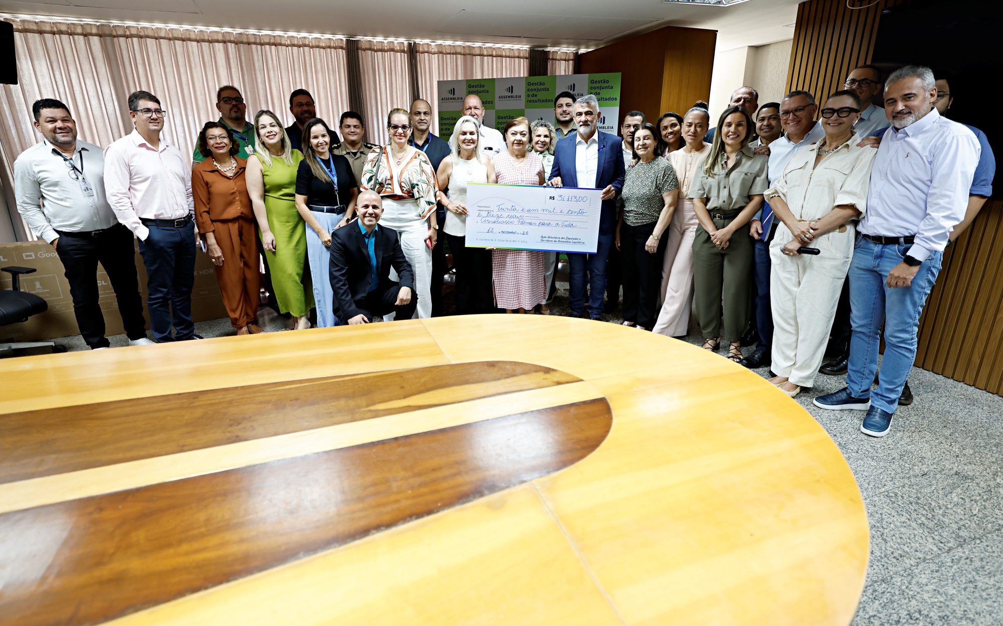 Aleto entrega doa&ccedil;&otilde;es &agrave; institui&ccedil;&atilde;o que acolhe acompanhantes do Hospital de Amor