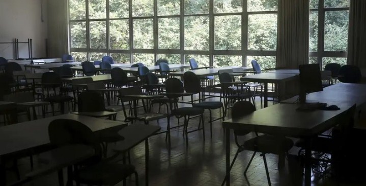 Alunos de 12 anos s&atilde;o denunciados por planejar envenenamento de professoras em col&eacute;gio de Salvador