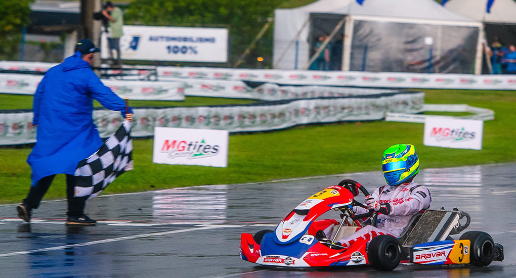 Chuva tira chances de Fir&aacute;s Fahs disputar o t&iacute;tulo no Brasileiro de Kart