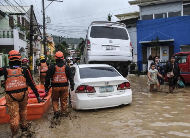 Tuf&atilde;o Kalmaegi deixa mais de 90 mortos nas Filipinas e causa destrui&ccedil;&atilde;o em v&aacute;rias regi&otilde;es