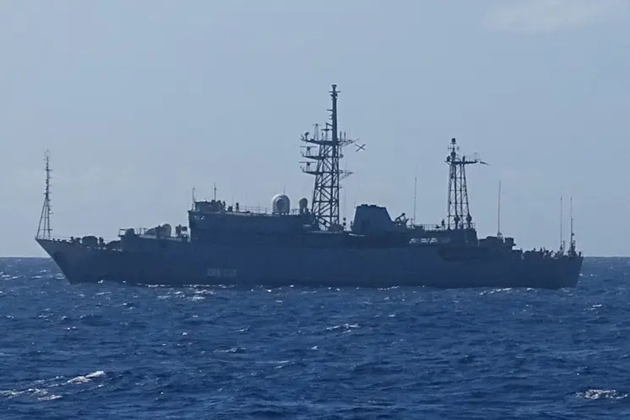 Navio militar russo usado para espionagem &eacute; avistado perto da costa do Hava&iacute; e passa a ser monitorado pelos EUA