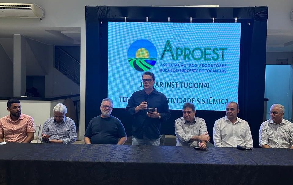 Em Jantar Institucional, APROEST apresenta modelo de gest&atilde;o participativa que vem desenvolvendo