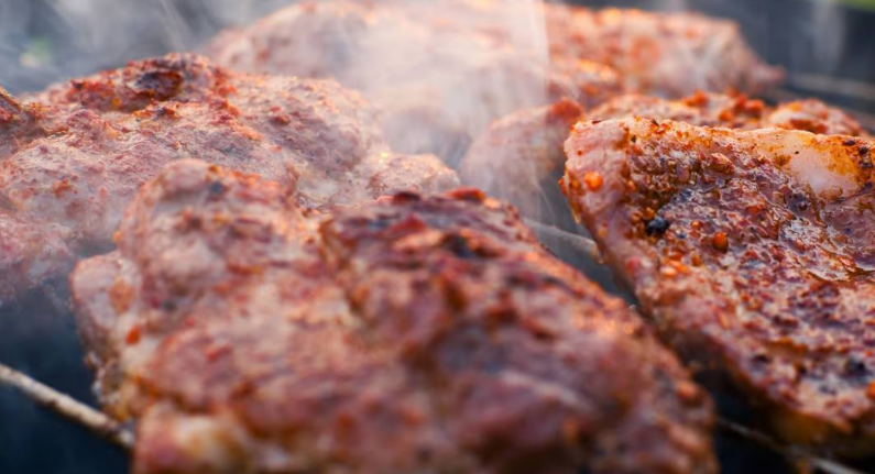 A carne econ&ocirc;mica que desbancou picanha e fraldinha dos churrasqueiros profissionais