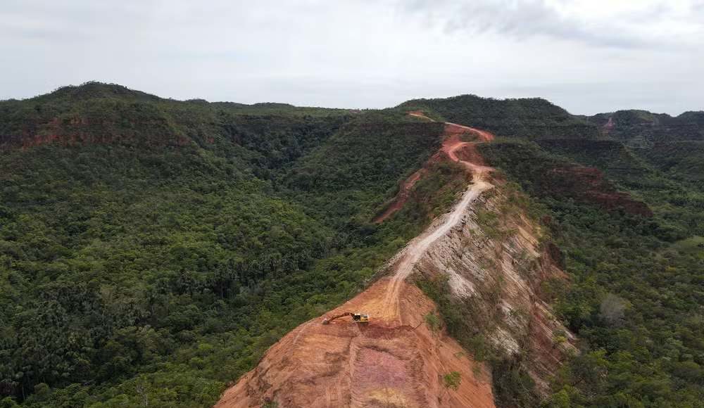 Ibama embarga constru&ccedil;&atilde;o irregular de estrada no topo da Serra Geral do Tocantins