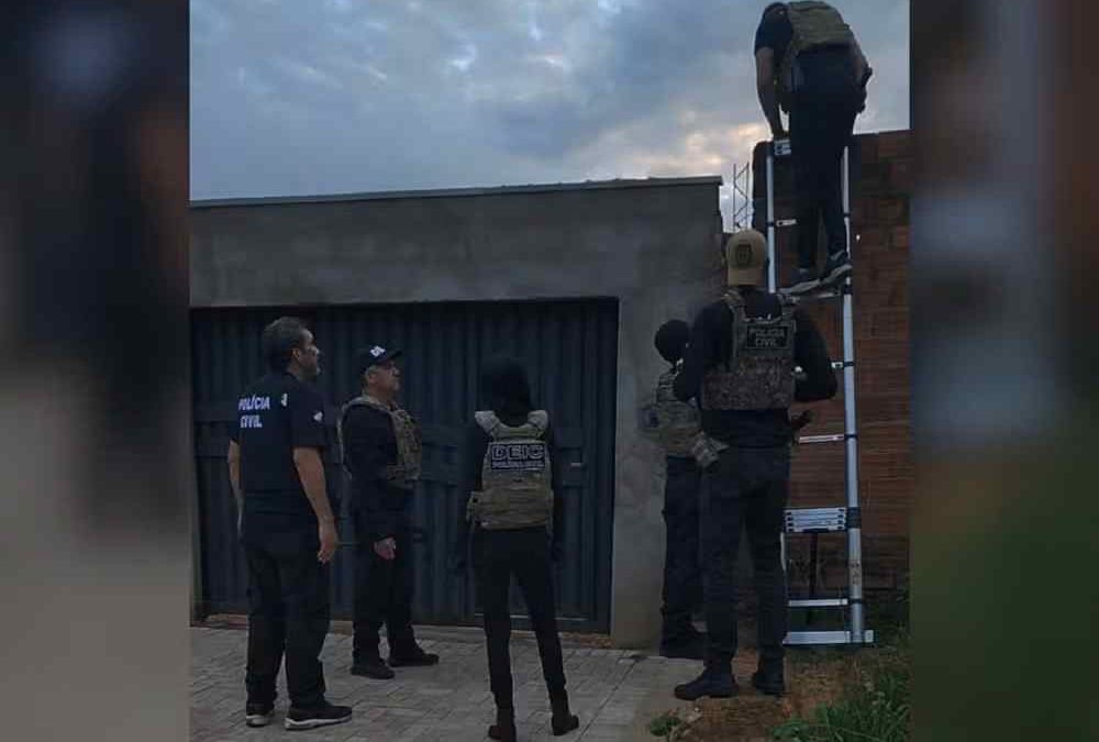 Garota de programa &eacute; investigada por extors&atilde;o em Palmas; pol&iacute;cia cumpre mandado de busca