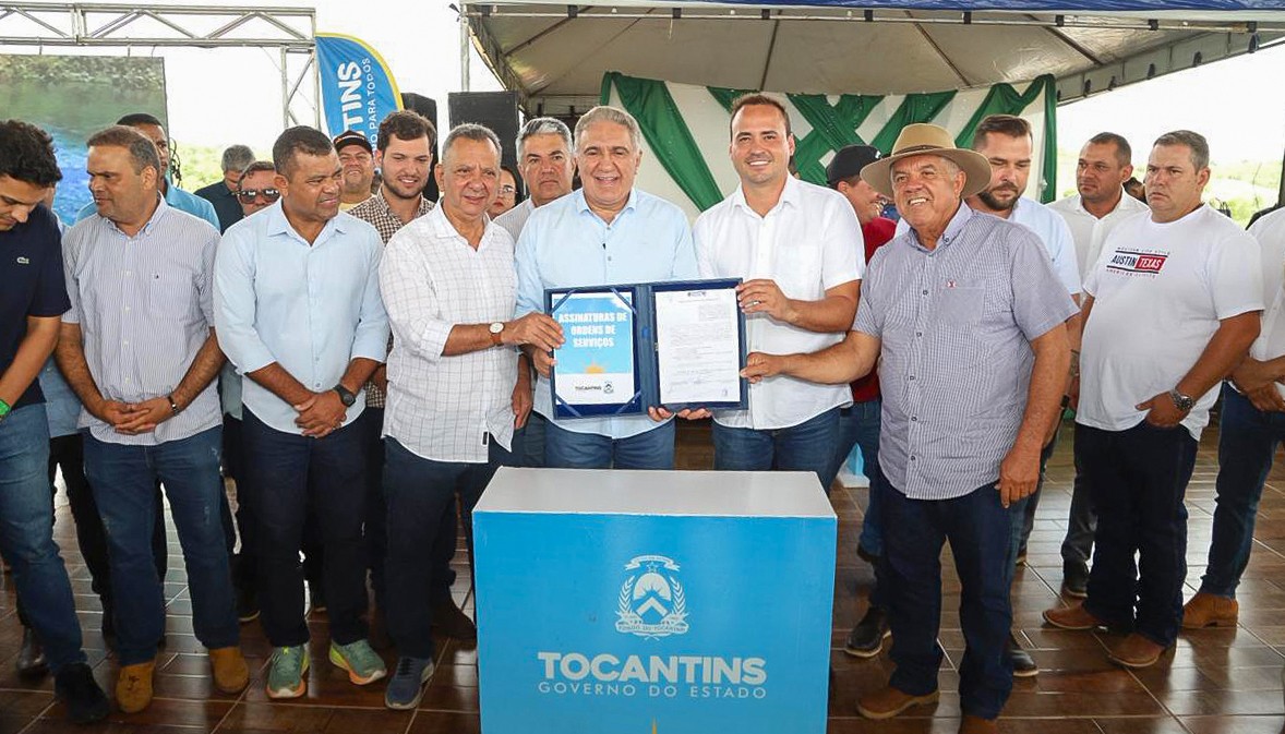 Governador Laurez Moreira anuncia retomada das obras da TO-262 e TO-040 durante entrega de novas estruturas em Pindorama
