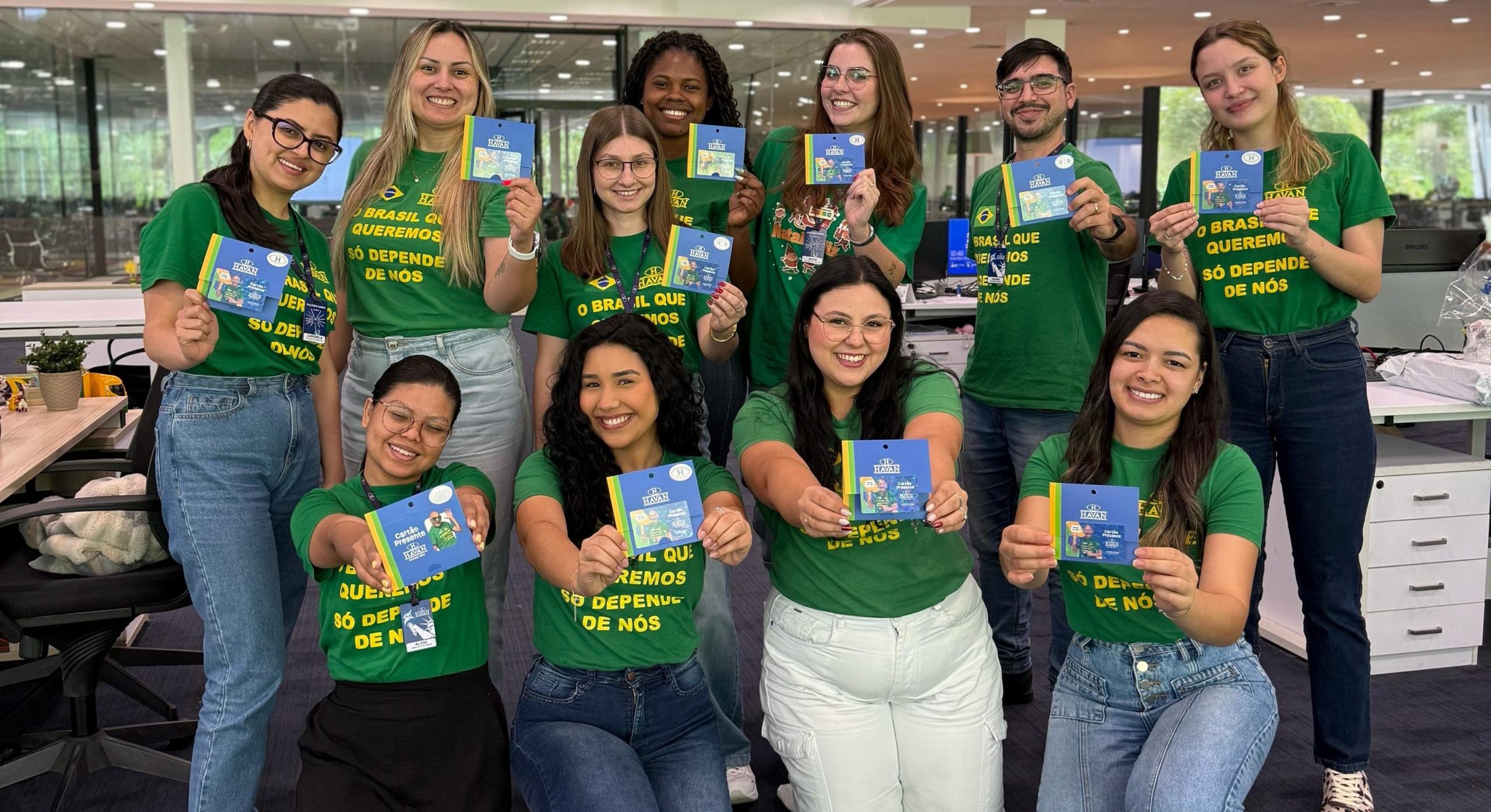 Havan distribui vale-compras de R$ 500 a 23 mil colaboradores em todo o Brasil