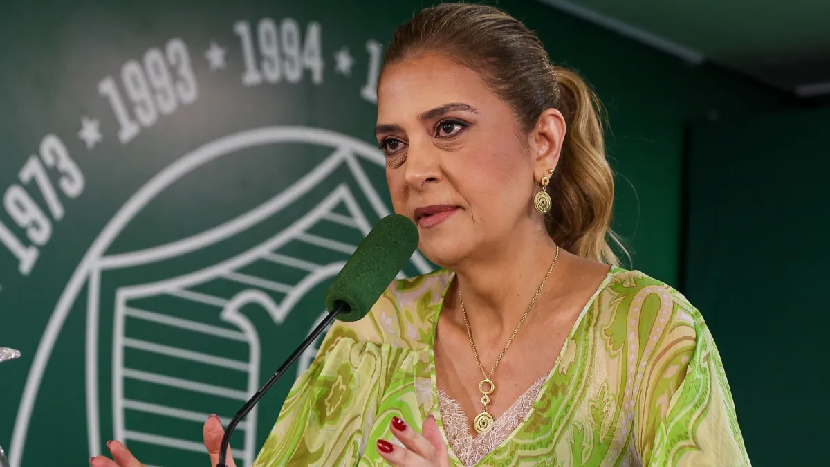 Debate sobre poss&iacute;vel terceiro mandato de Leila Pereira exp&otilde;e divis&otilde;es internas no Palmeiras