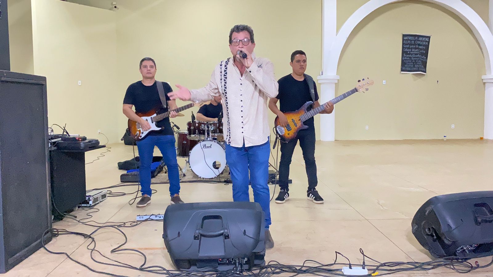 Paulo Albuquerque encerra projeto &ldquo;M&uacute;sicas e(m) Letras&rdquo; com segundo show no Centro Cultural Mauro Cunha