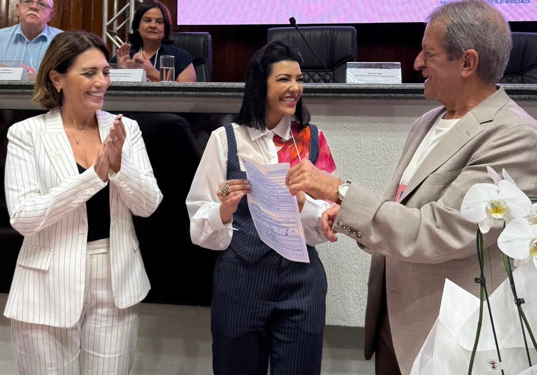 PL ganha refor&ccedil;o com filia&ccedil;&atilde;o de Regina Campanelli e aumenta aposta em delegada como player estrat&eacute;gico para 2026