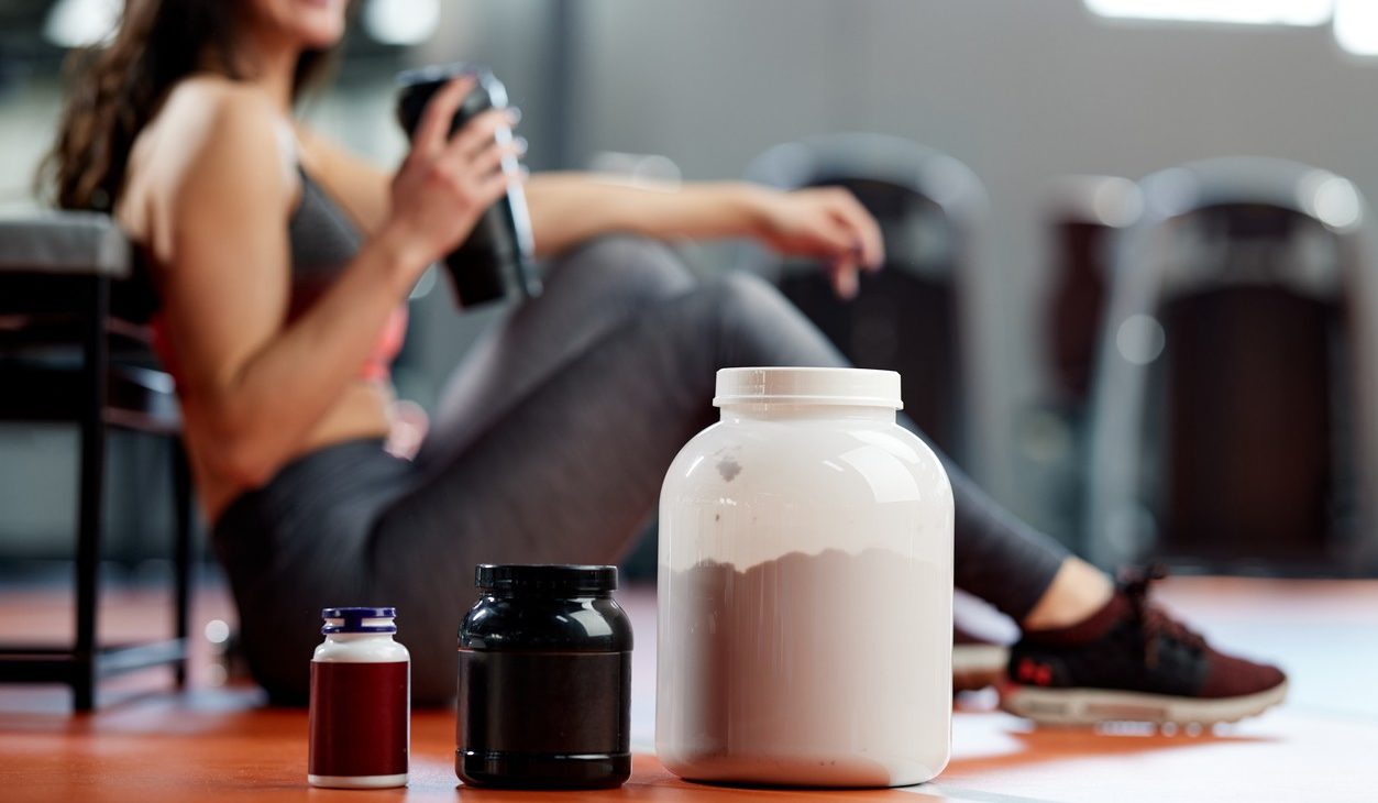Whey e creatina: interesse por suplementos “queridinhos” dos brasileiros gerou mais de 18 milh&otilde;es de buscas no Google em 2025