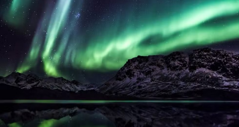 Astronauta filma aurora boreal do espa&ccedil;o e encanta internautas; v&iacute;deo impressiona