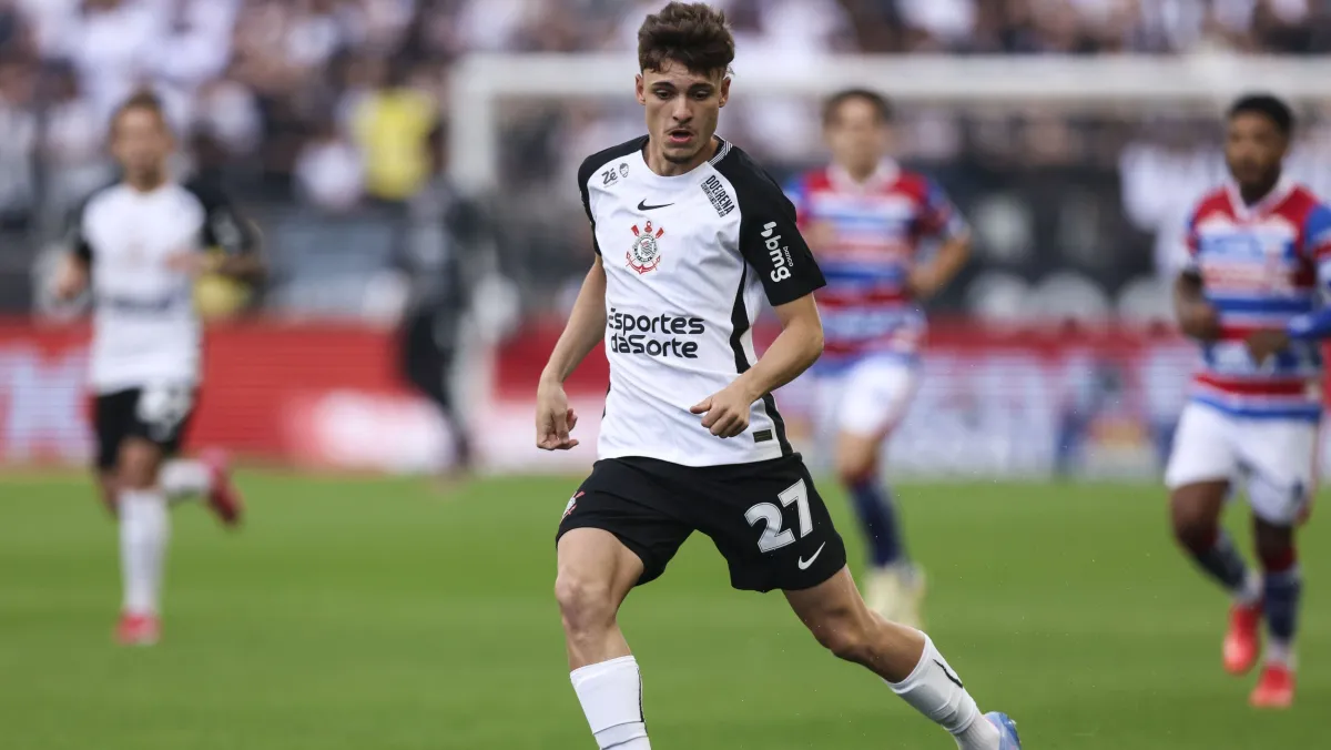 Flamengo mira Breno Bidon e prepara oferta milion&aacute;ria ao Corinthians