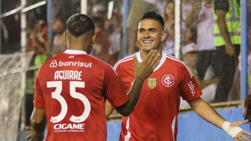 Internacional goleia o Monsoon por 4 a 0 e assume a lideran&ccedil;a do Gauch&atilde;o