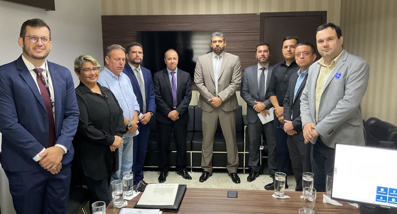 Desembargador Luiz Zilmar recebe visita do secret&aacute;rio estadual da Seguran&ccedil;a P&uacute;blica